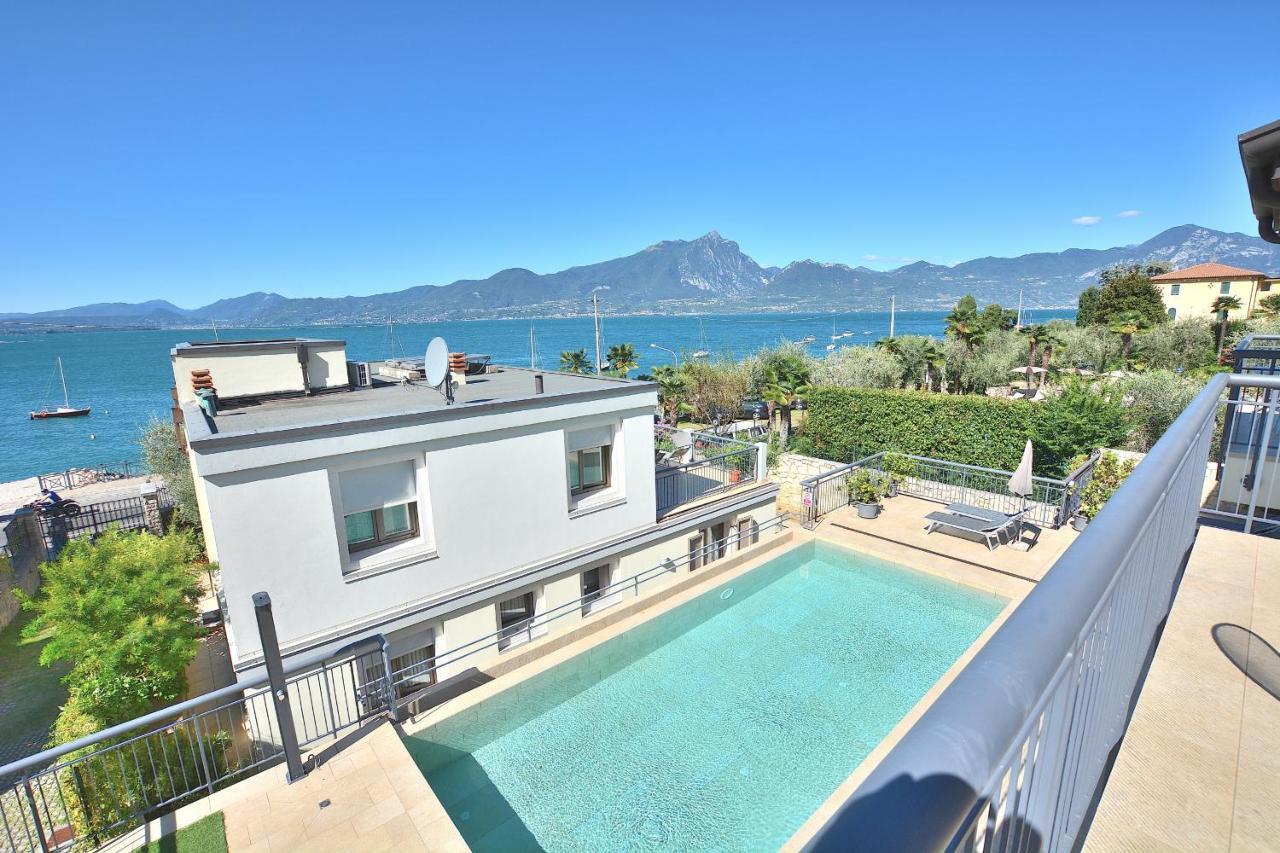 South Apartment With Pool Torri Del Benaco Buitenkant foto