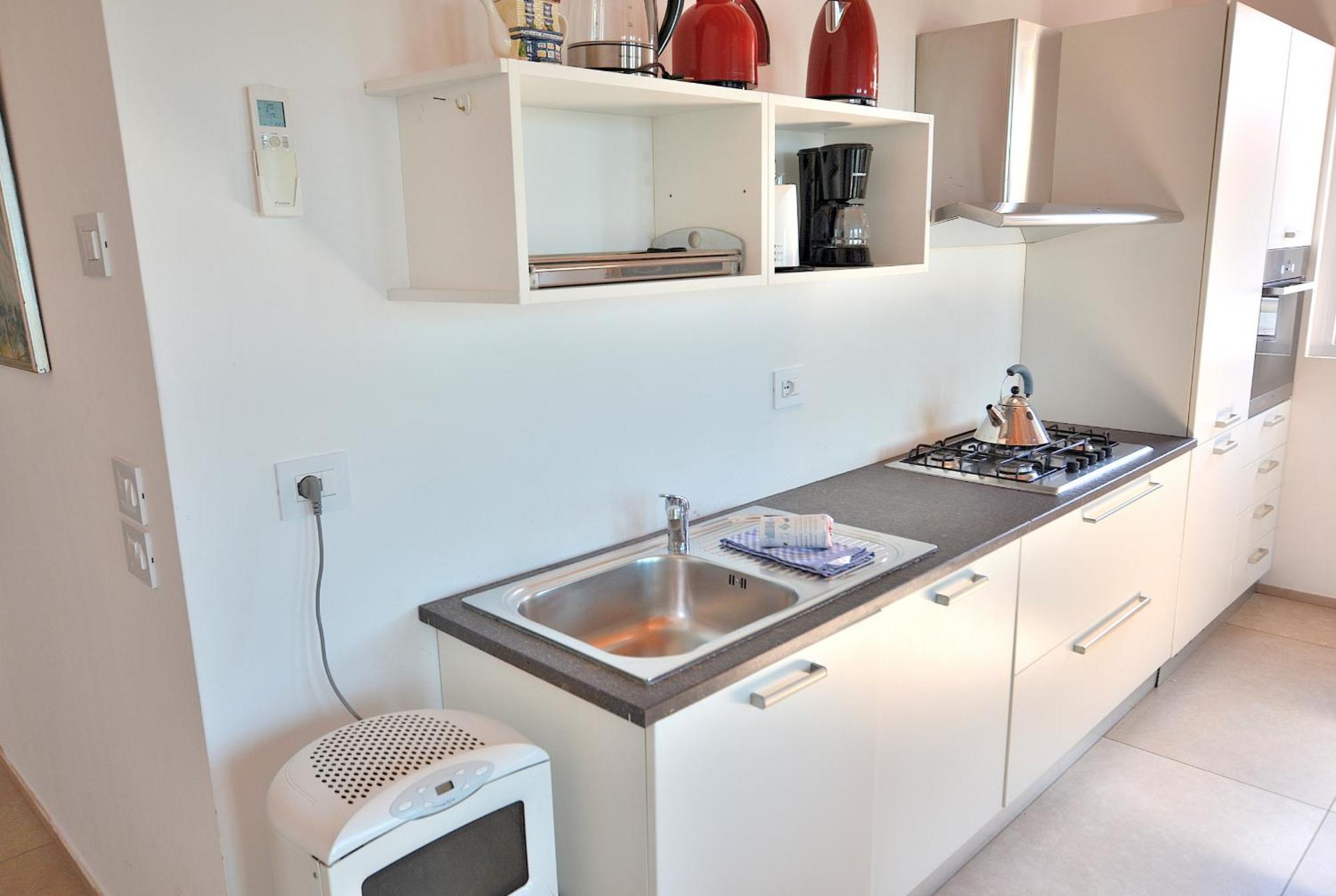 South Apartment With Pool Torri Del Benaco Buitenkant foto